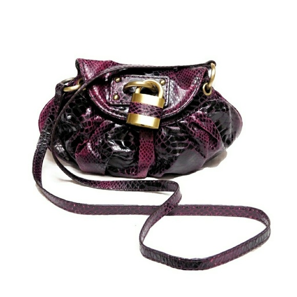 Gianni Bini Handbags - GIANNI BINI SNAKE EMBBSD BIG LOCK FLAP CROSSBODY